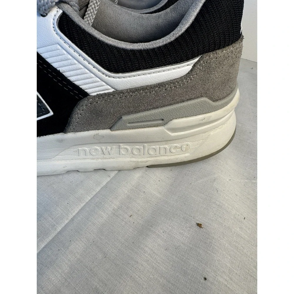 New Balance 997 Black Grey White Suede Shoes Size 9.5